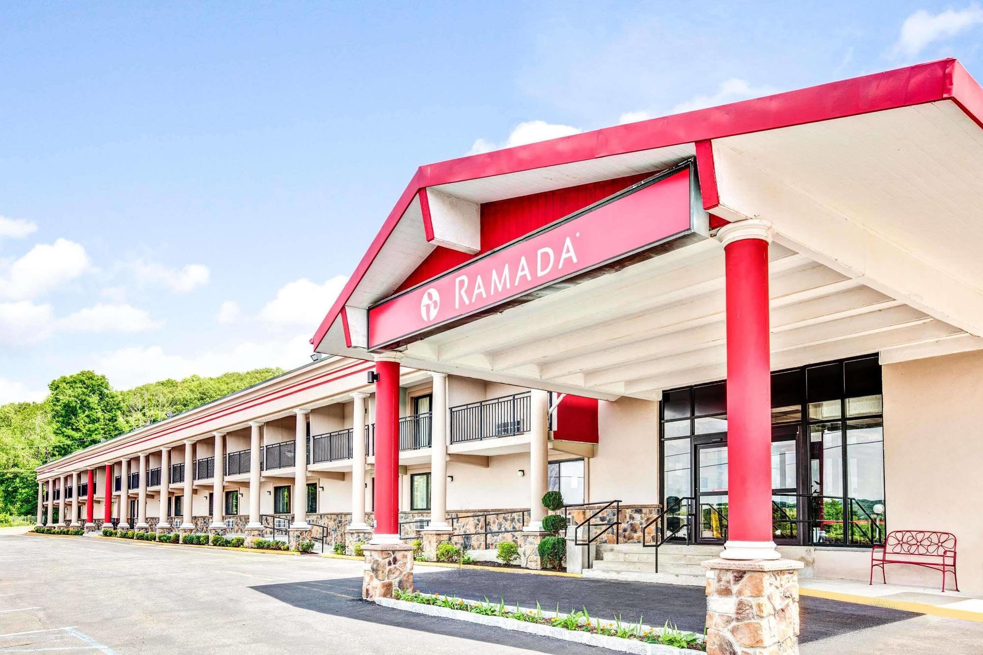 洛克威华美达酒店 外观 照片